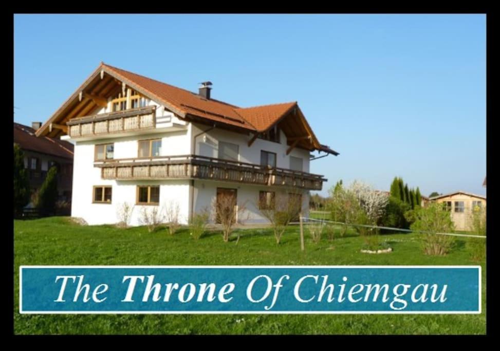 우베르시 Thronvomchiemgau 아파트 외부 사진